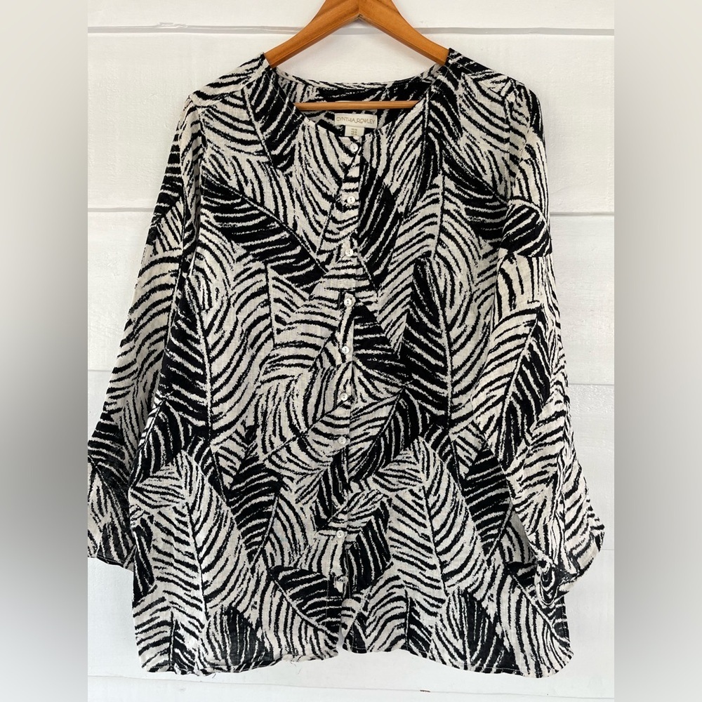 Cynthia Rowley 100% Linen Black and White Leaf Print Women's Top Button Up 1X